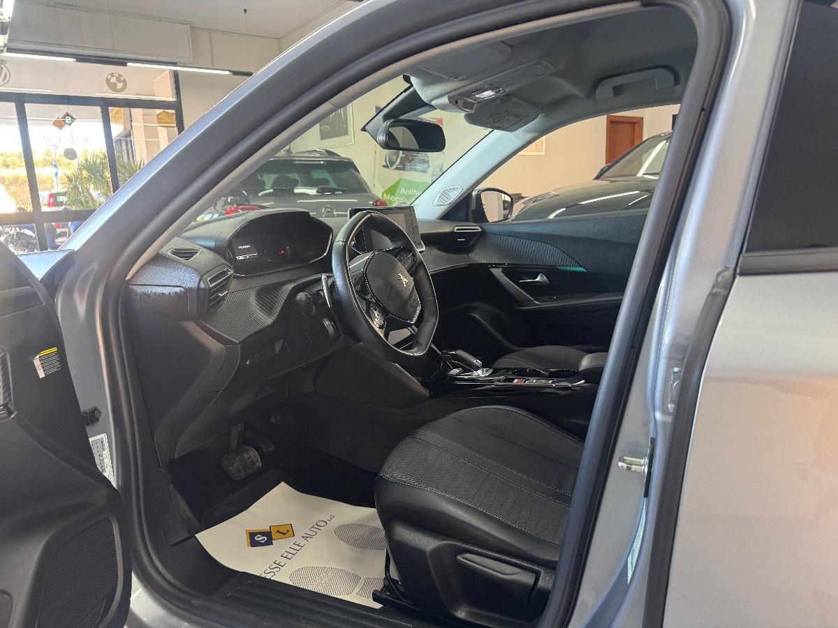 PEUGEOT 2008 BlueHDi 130 S&S EAT8 ALLURE UNICO PROP/ CARPLAY