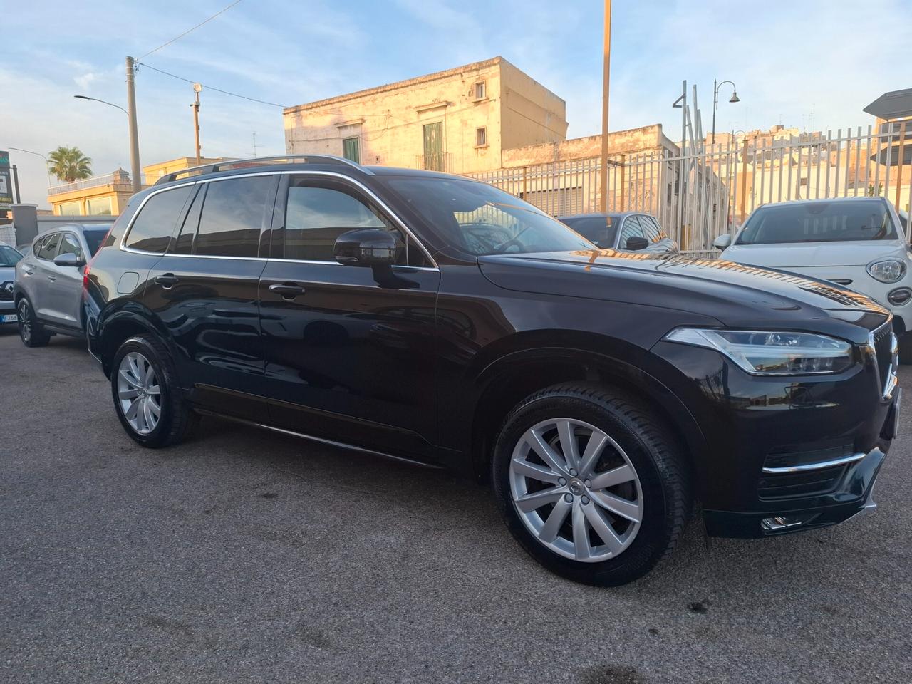 Volvo XC 90 XC90 D5 AWD Geartronic 7 posti Momentum