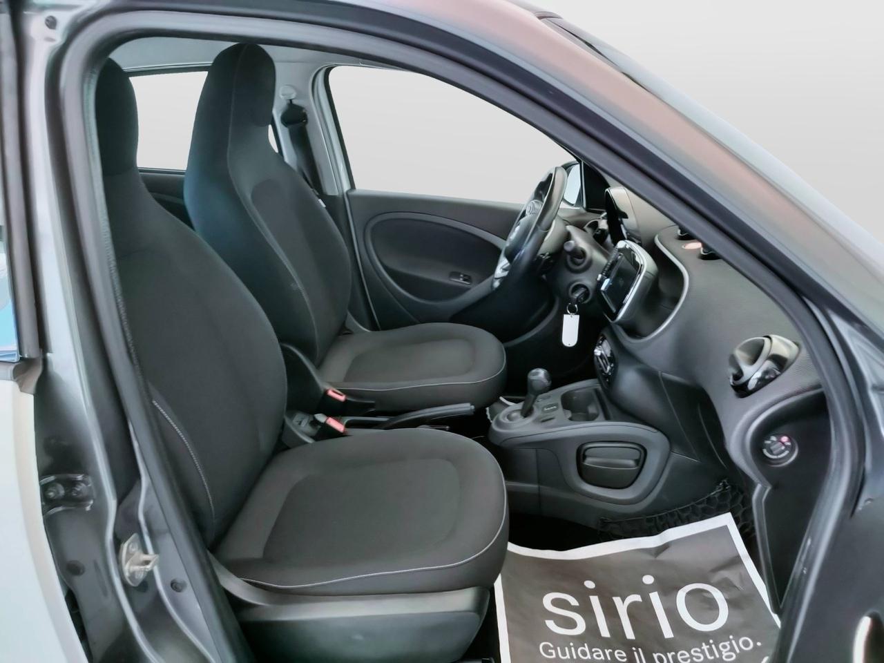 SMART Forfour II 2015 - Forfour 1.0 Passion 71cv twinamic my18