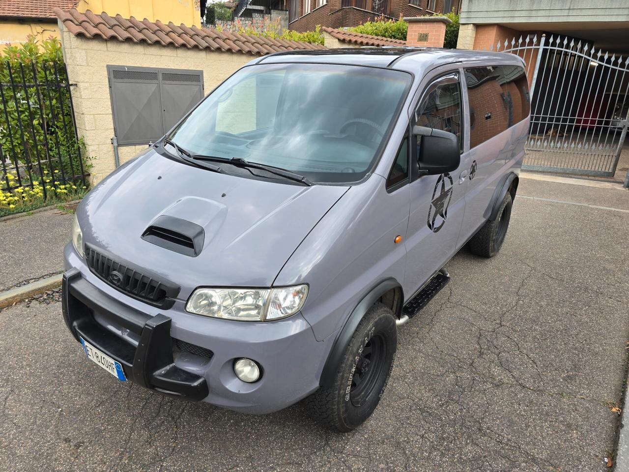 Hyundai H-1 Starex 4X4 2.5 TDi (100cv) 7 POSTI