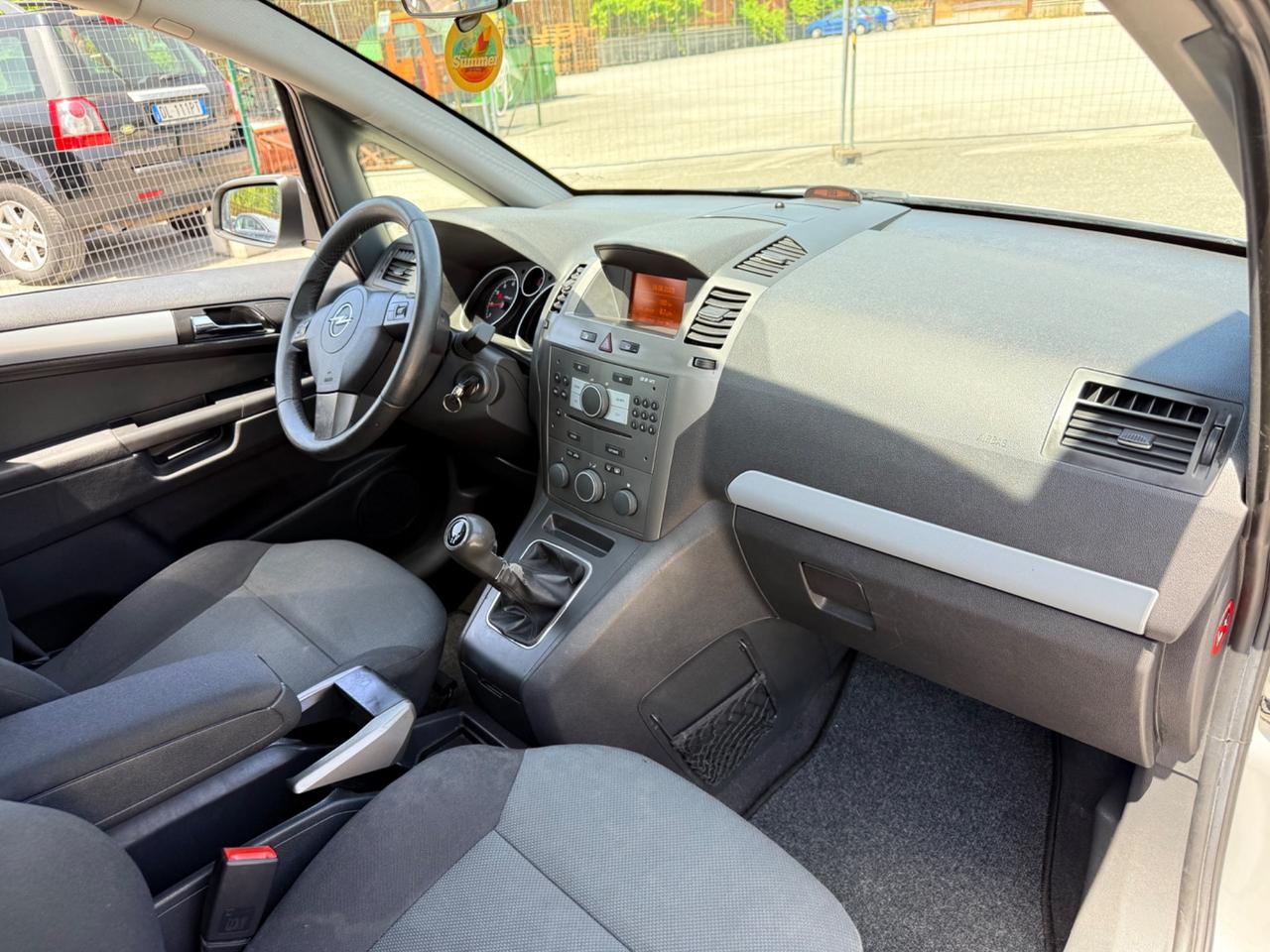 Opel Zafira 1.6 16V ecoM 94CV Cosmo