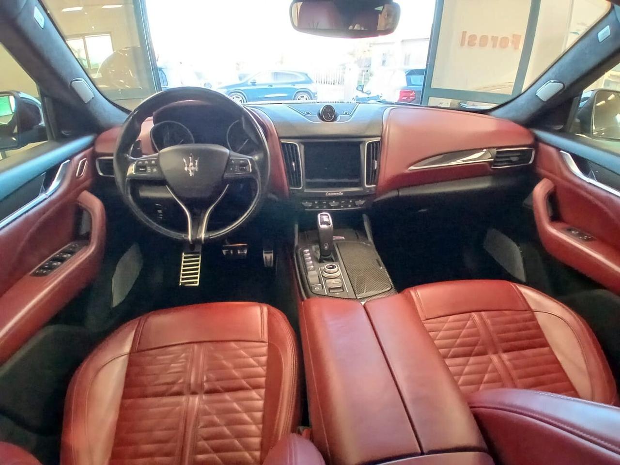 Maserati Levante V8 580 CV AWD Trofeo