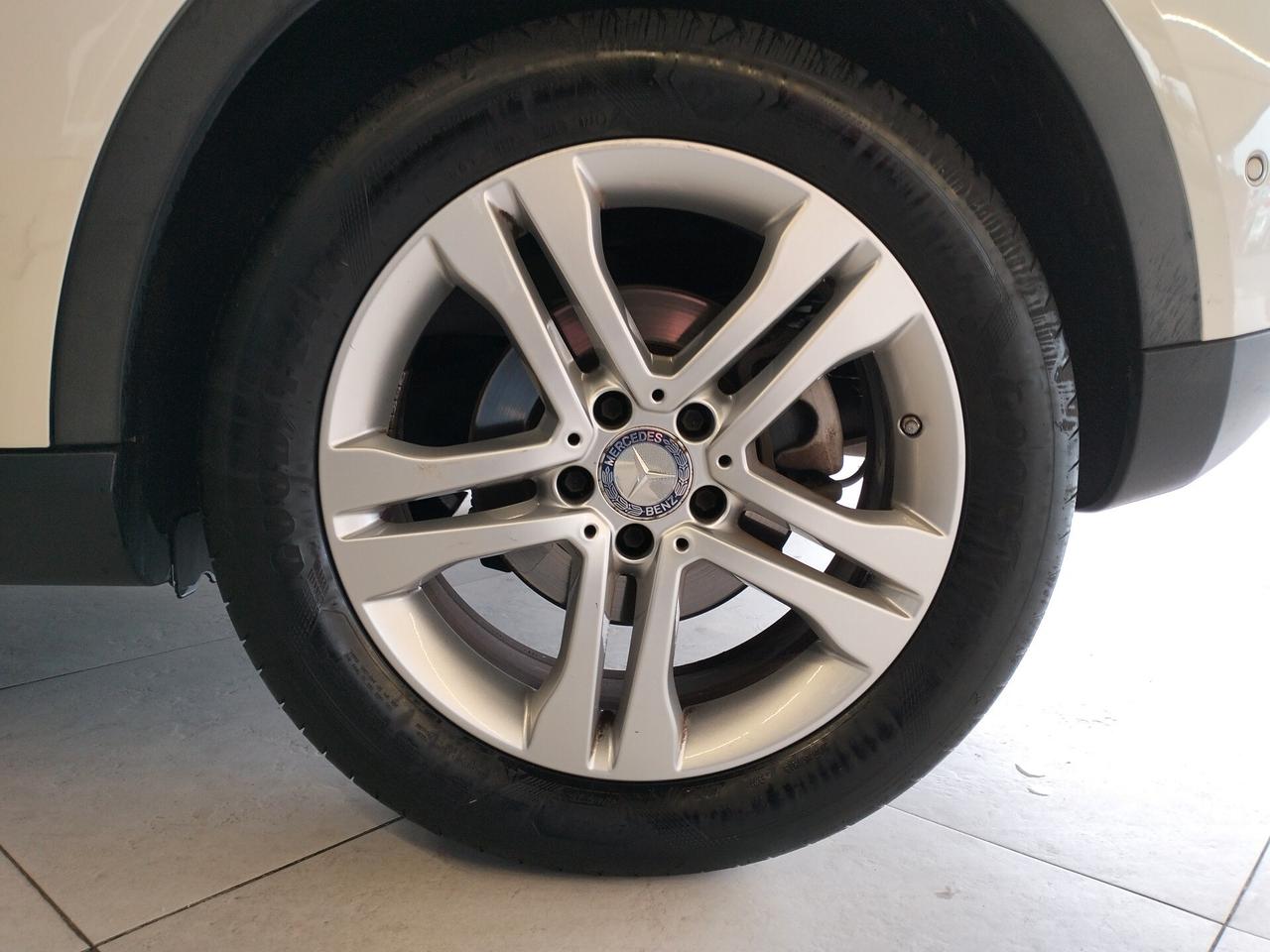 Mercedes-benz GLA 200 d Automatic Sport - NEOPATENTATI