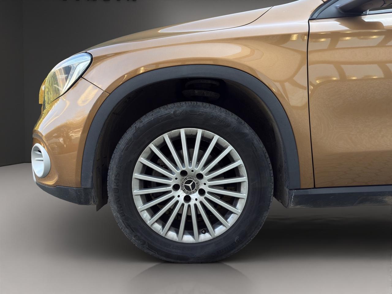 Mercedes-benz GLA 200 d Business