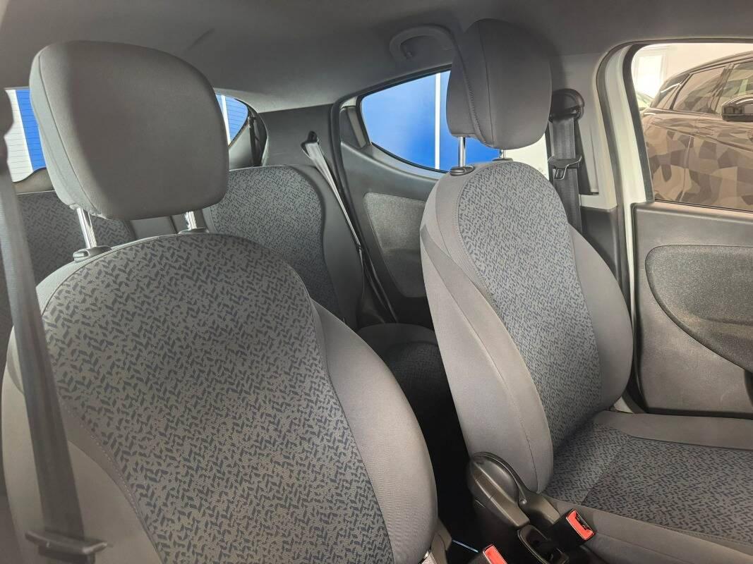 Lancia Ypsilon III 1.0 firefly hybrid Silver s&s 70cv