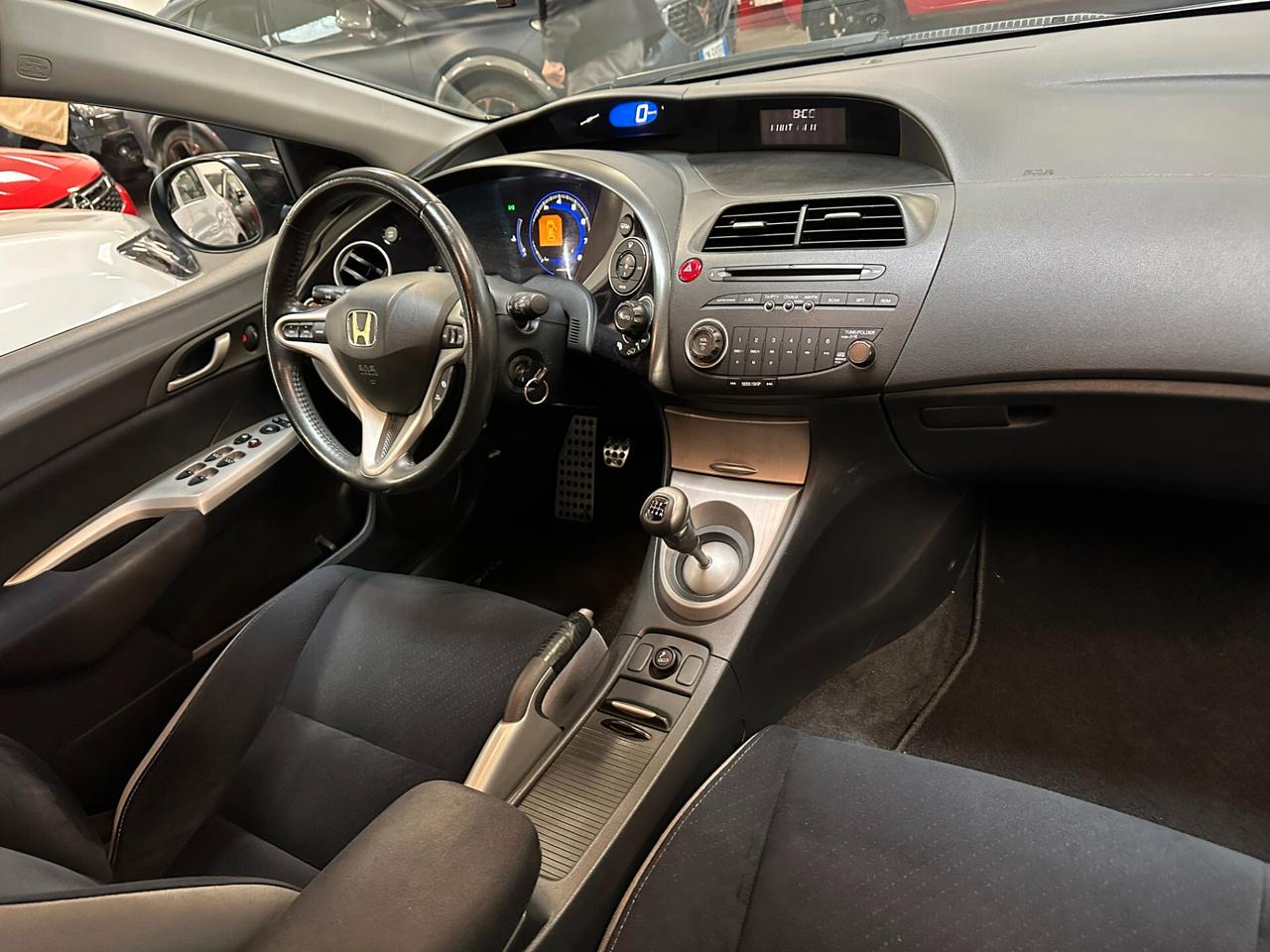 Honda Civic 1.8 i-VTEC 5p. Comfort