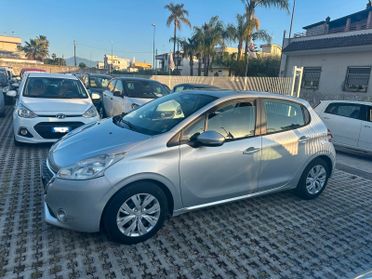 Peugeot 208 1.4 HDi 68 CV 5 porte Allure-02/2014