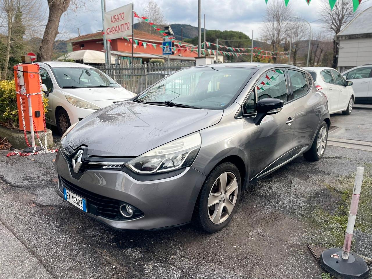 Renault Clio 1.2 75CV 5 porte Costume National
