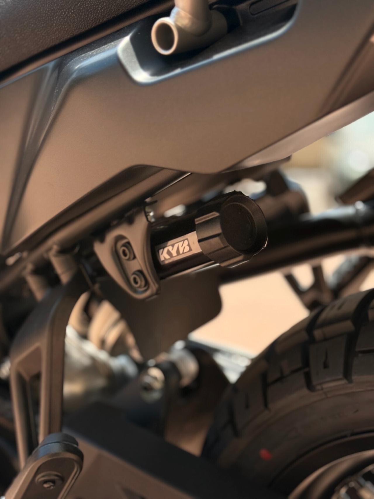 CFMOTO MT-X 1000