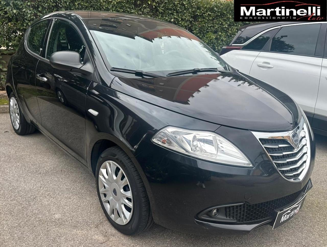 Lancia Ypsilon 1.2 69 CV 5 porte Gold