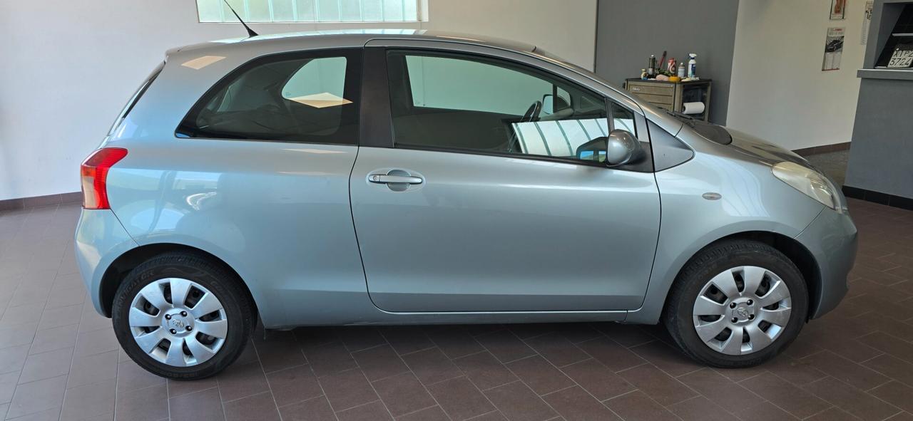 Toyota Yaris 1.0 UNICOPROPRIETARIO Tagliandata