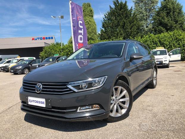 VOLKSWAGEN Passat Variant 1.6 TDI SCR DSG Busine