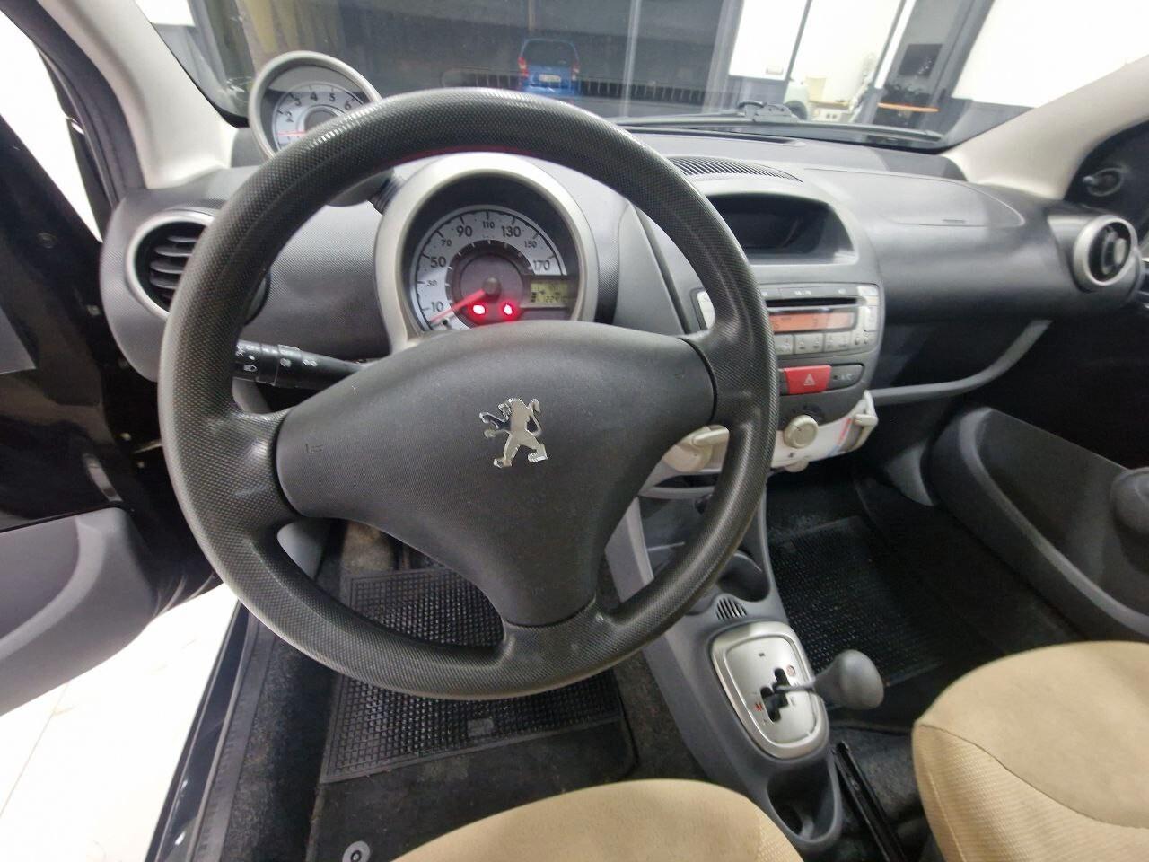 Peugeot 107 1.0 68 CV 5p. Cambio Automatico