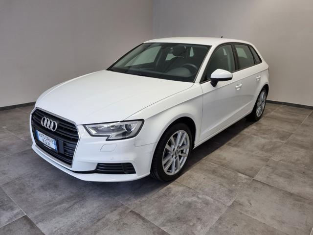 AUDI A3 SPB 35 TFSI COD Business