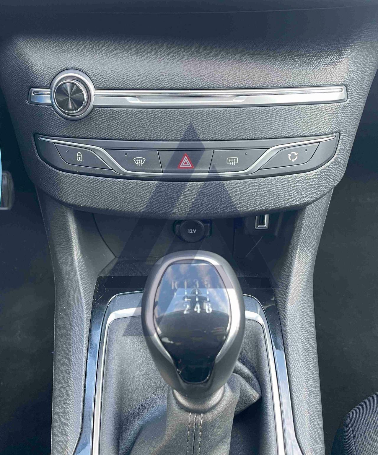 Peugeot 308 BlueHDi 100 S&S SW Business