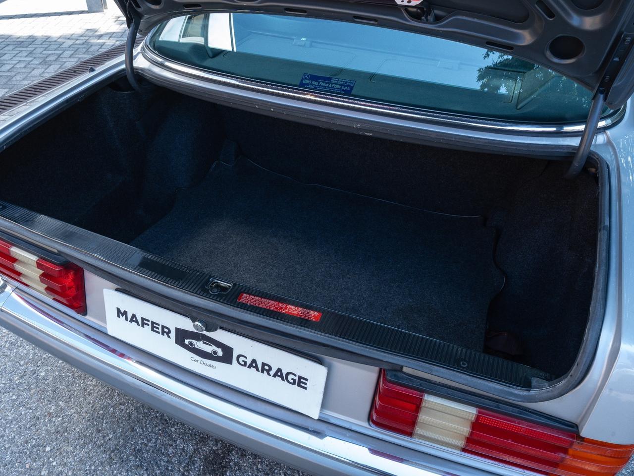 Mercedes-benz S 300 SE