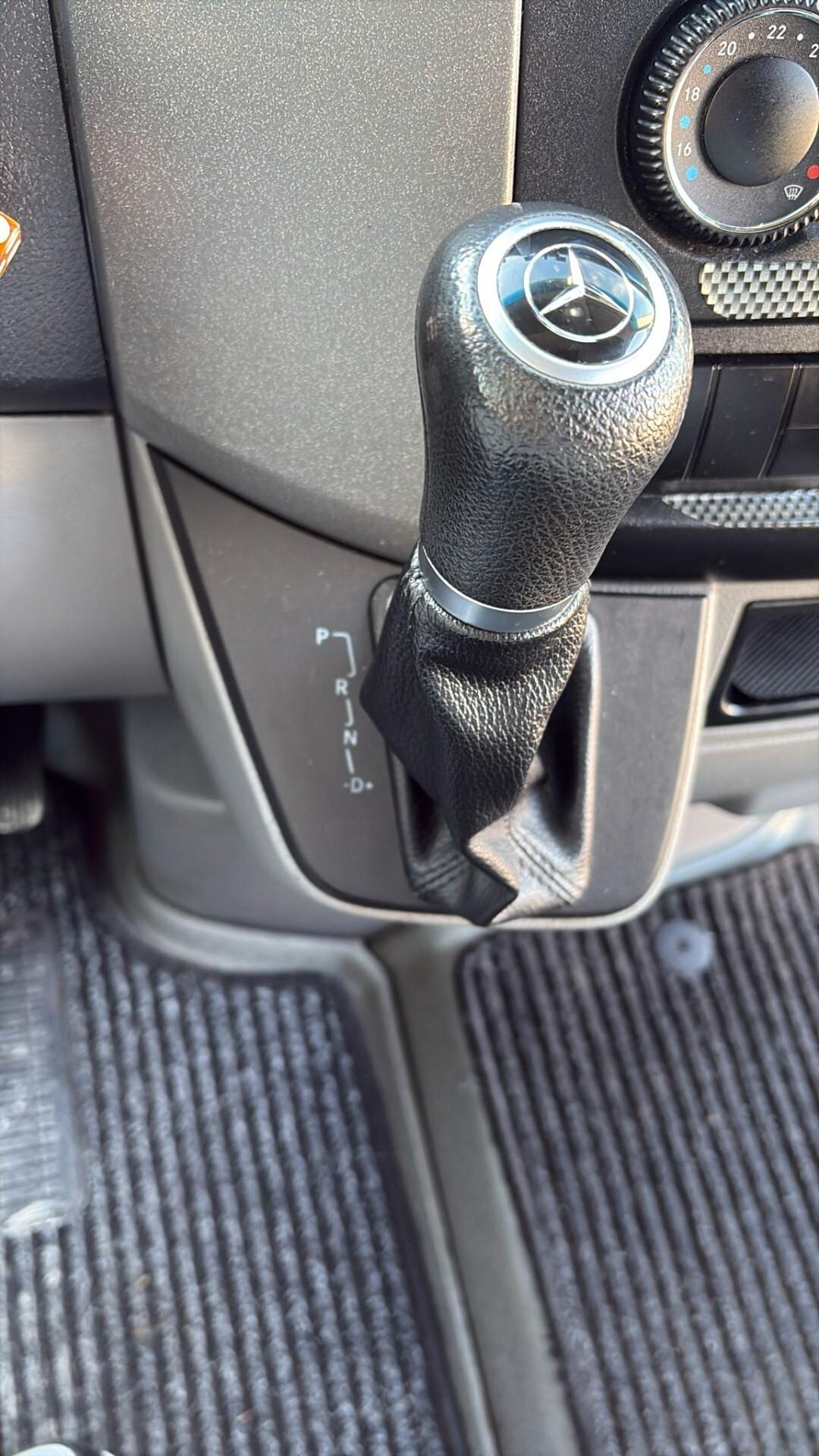 Mercedes-benz Sprinter 9 POSTI !!!