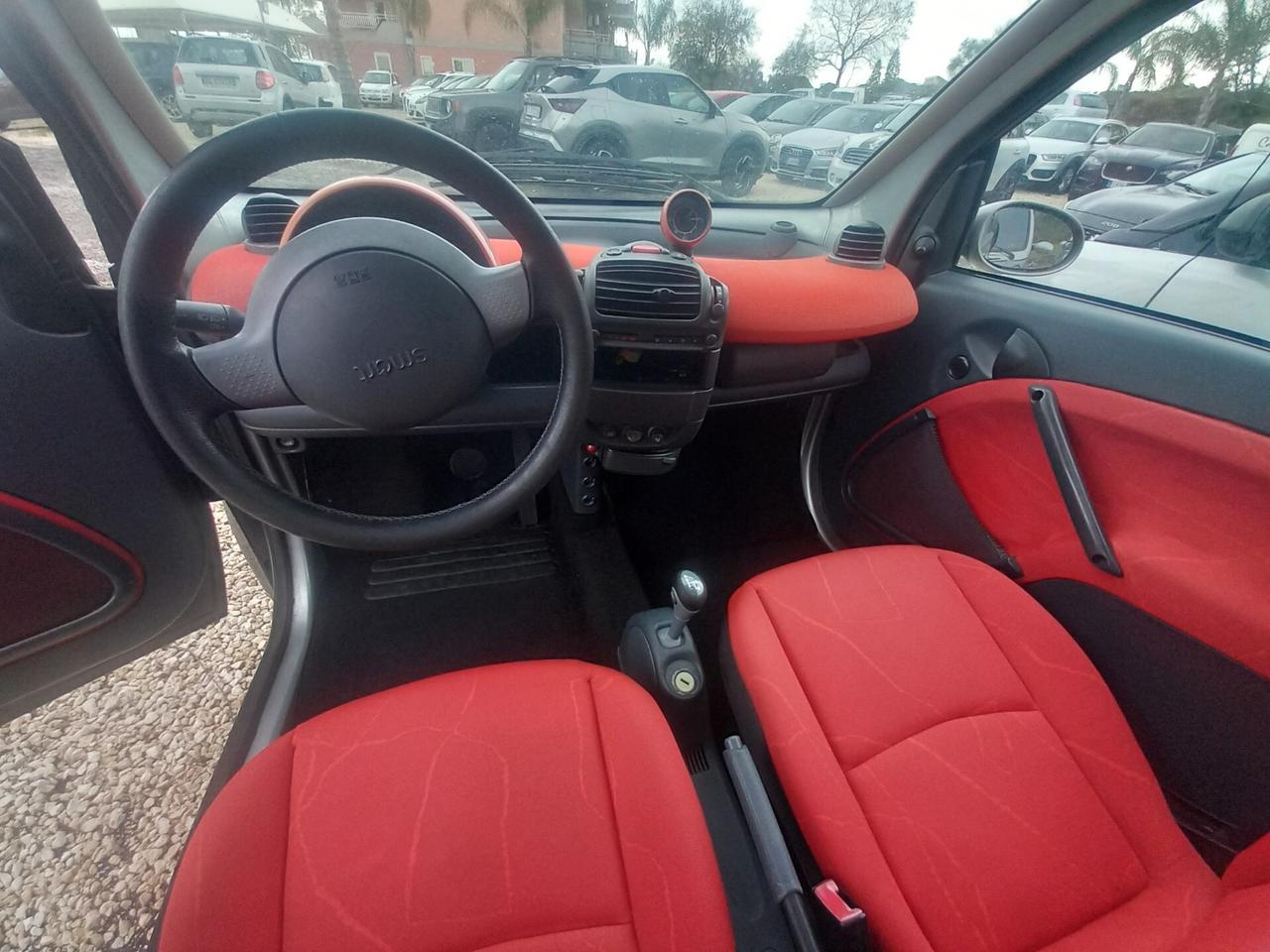 Smart ForTwo 700 coupé pure (45 kW)