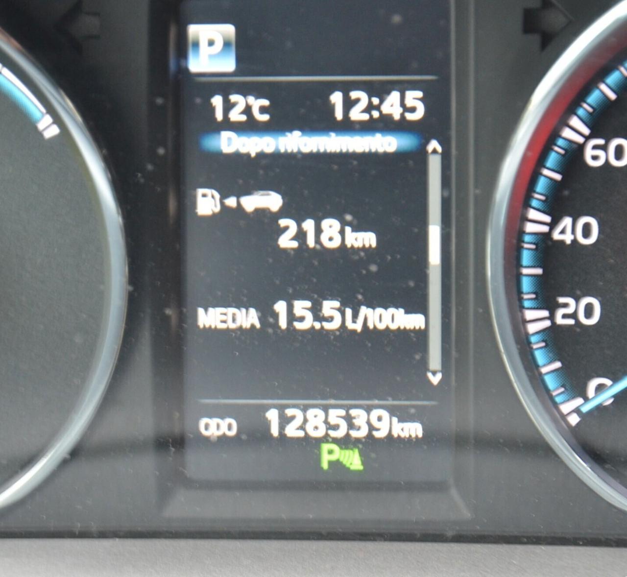 Toyota RAV 4 2.5 Hybrid 2WD Style