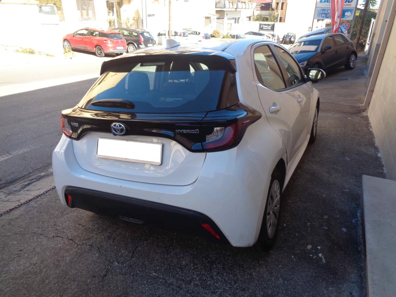 Toyota Yaris 1.5 Hybrid Trend (Finanziabile)