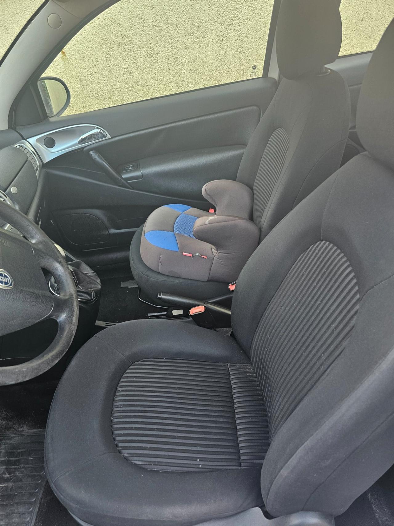 Lancia Ypsilon 1.2 Argento