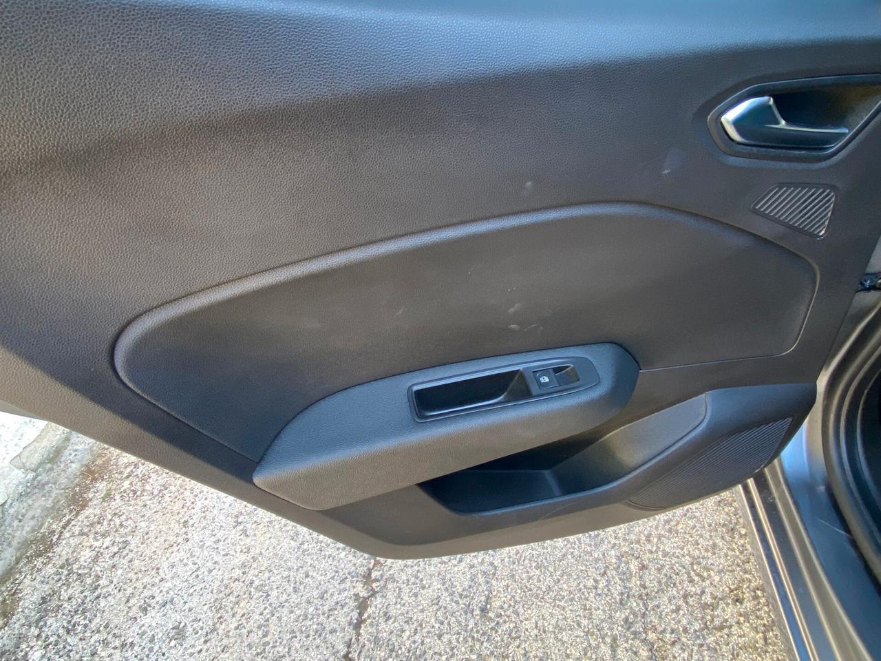 Renault Clio TCe 90 CV 5 porte Techno NAVI ''AZIENDALE''