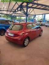 Peugeot 208 1.4 HDi 68 CV 5 porte Active N1