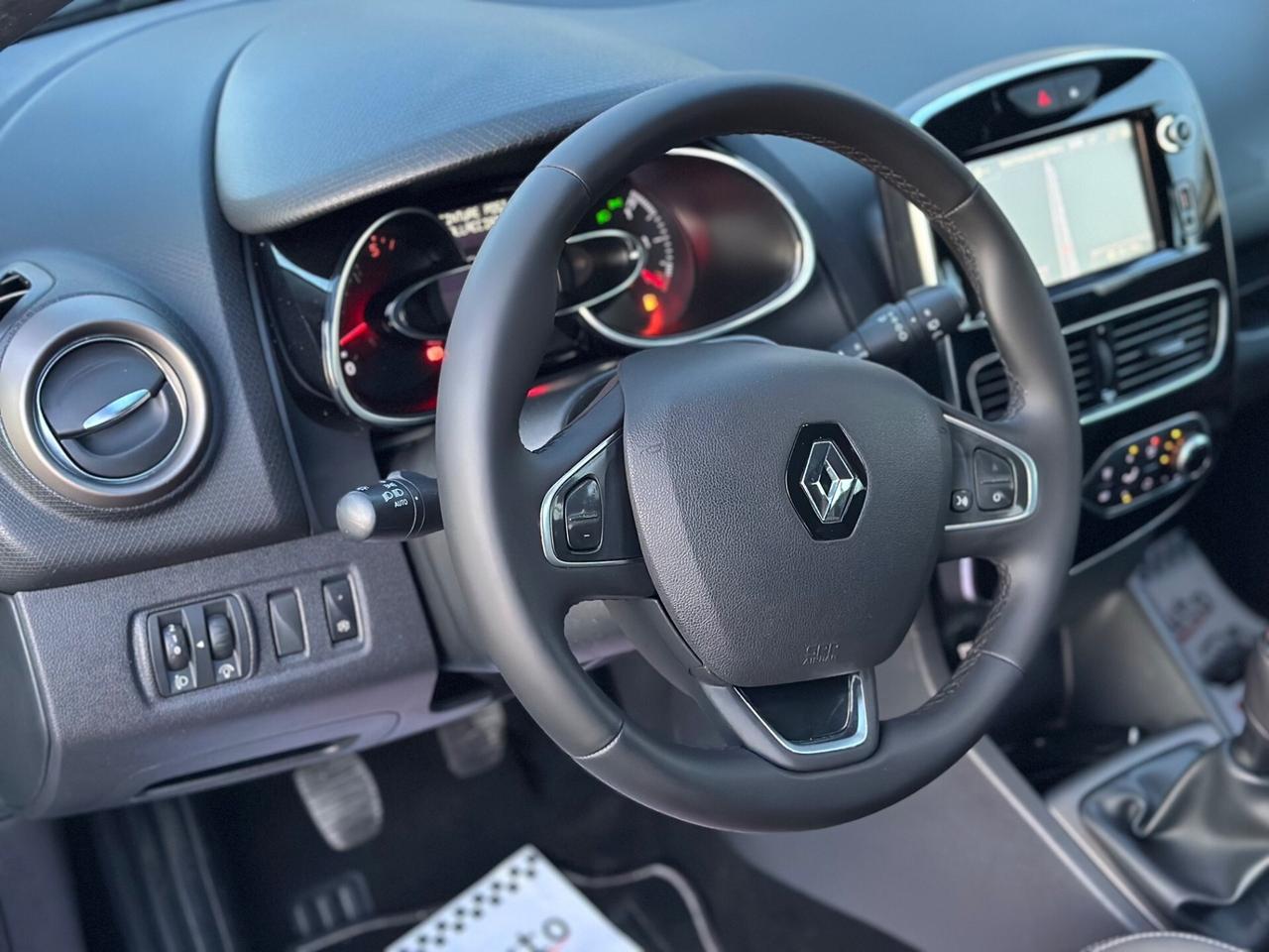 Renault Clio 2017 1.5 DIESEL 90CV Start&Stop 5 por