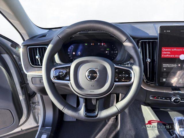 VOLVO XC60 T8 AWD ibrido plug-in Elettrica/Benzina Plus Dark