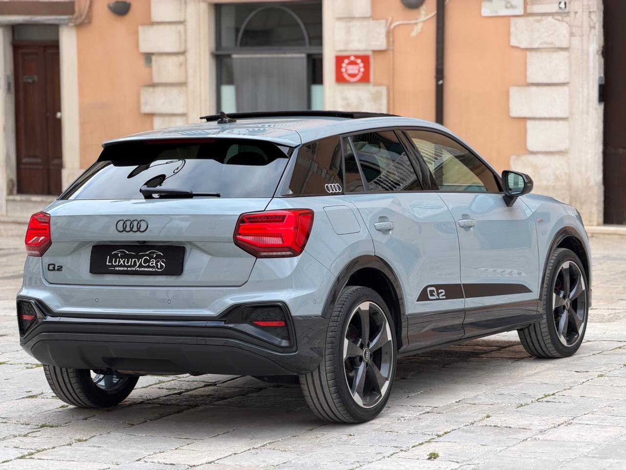 Audi Q2 35 TDI QUATTRO S-TRONIC S-LINE IDENTITY BLACK