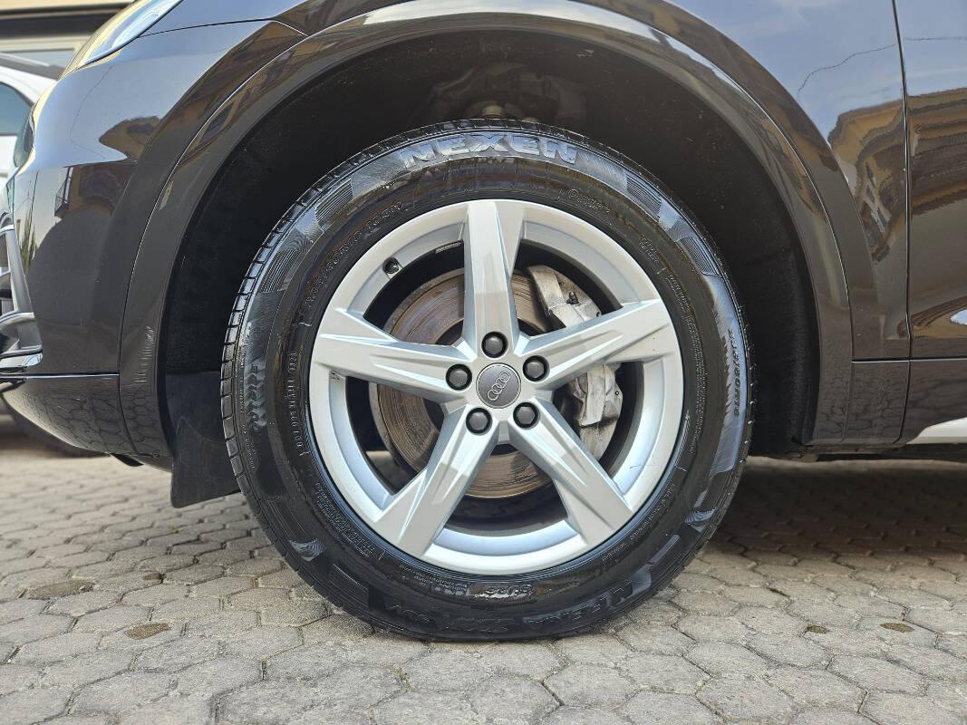 Audi Q5 35 2.0 tdi Business Sport quattro 163cv s-tronic