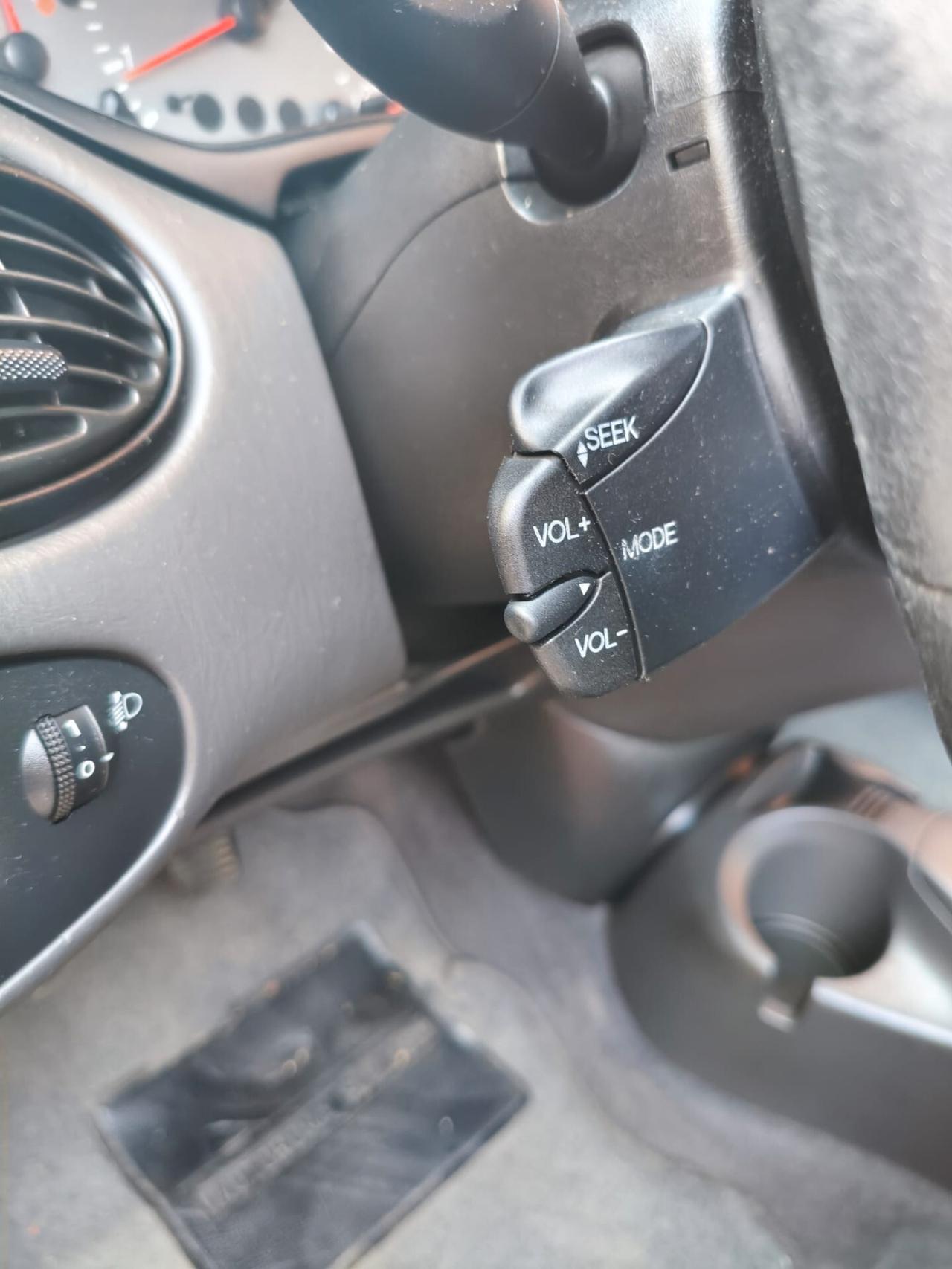 Ford Focus 1.6i - Unico Proprietario