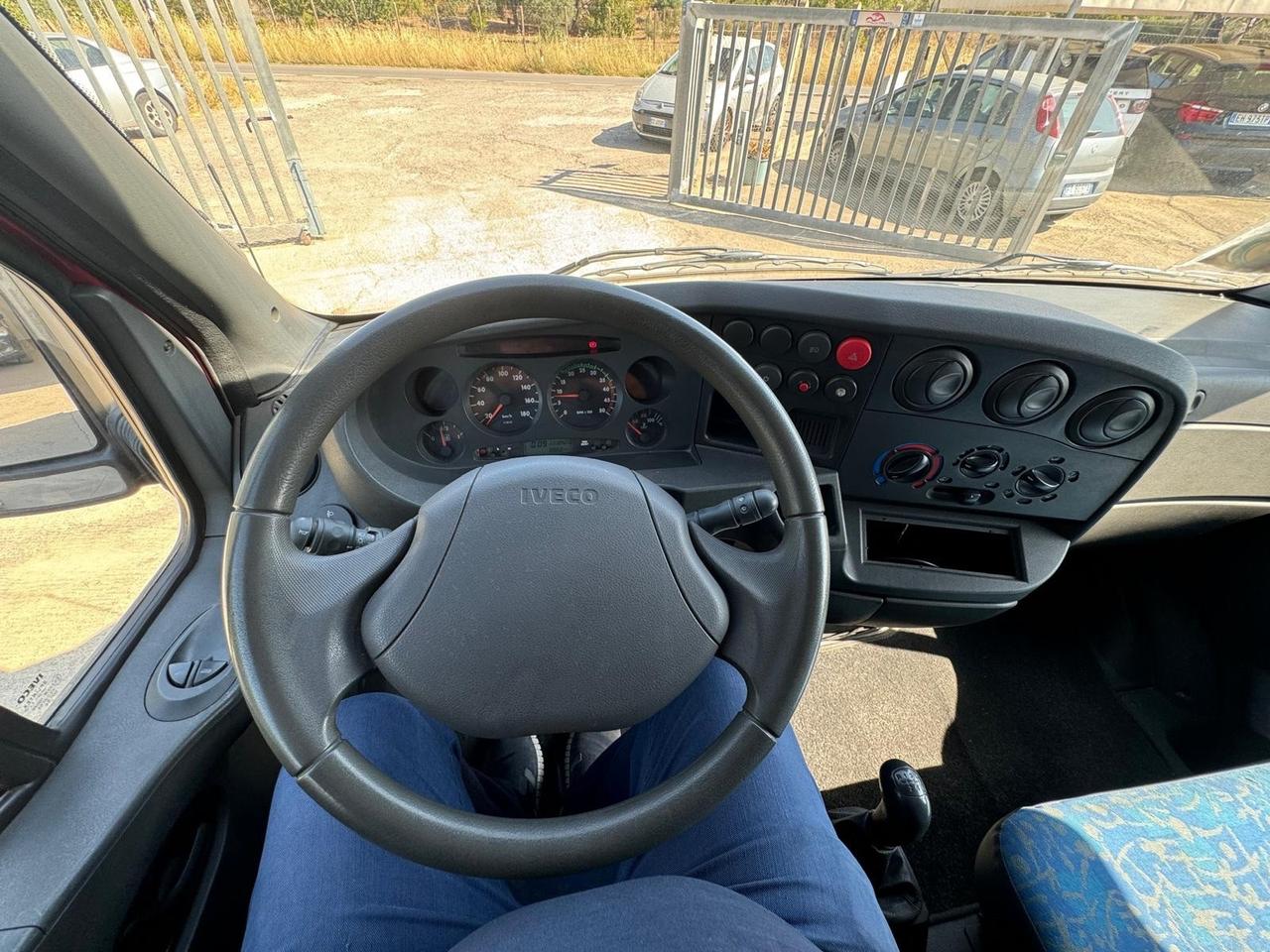 Iveco Daily 35C13 2.8 Diesel 125 CV / 92 kW