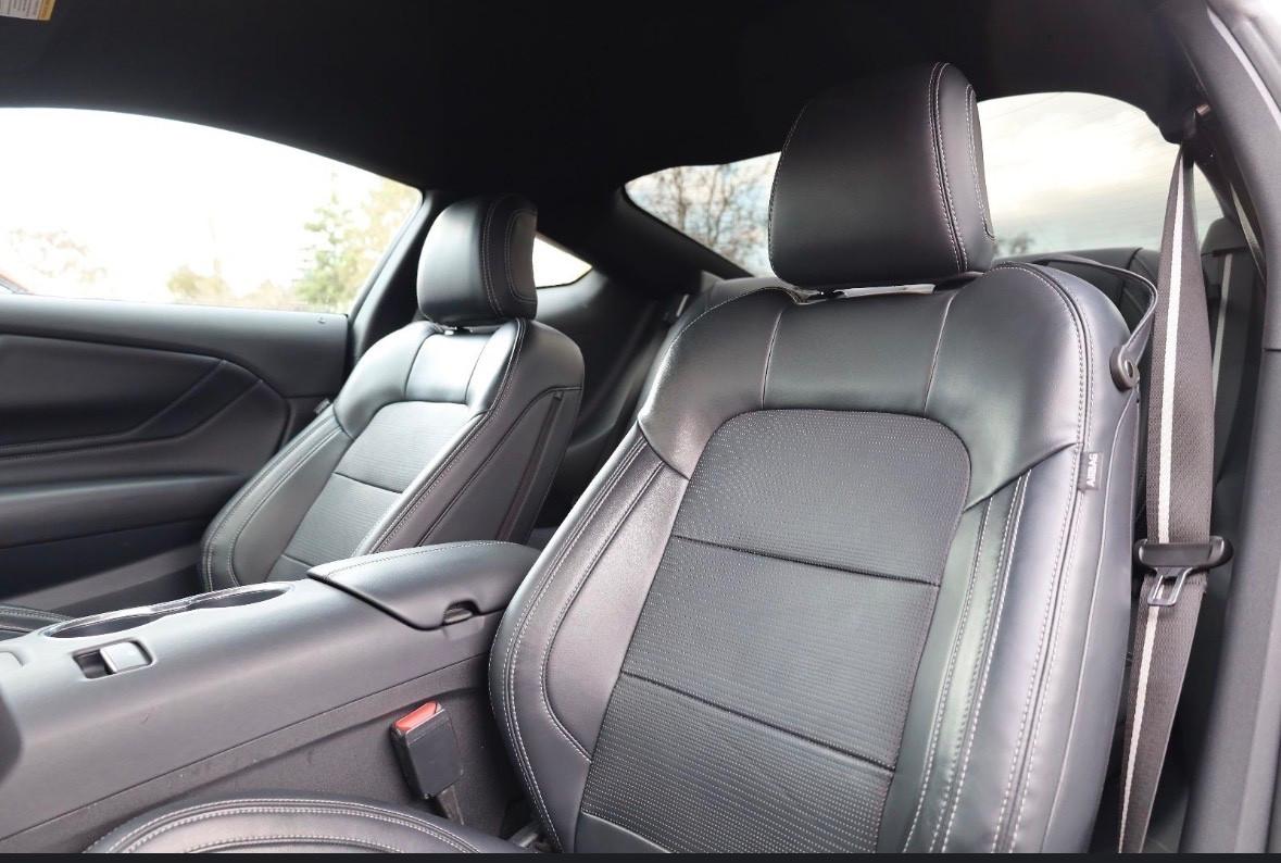 Ford Mustang 317cv 2024