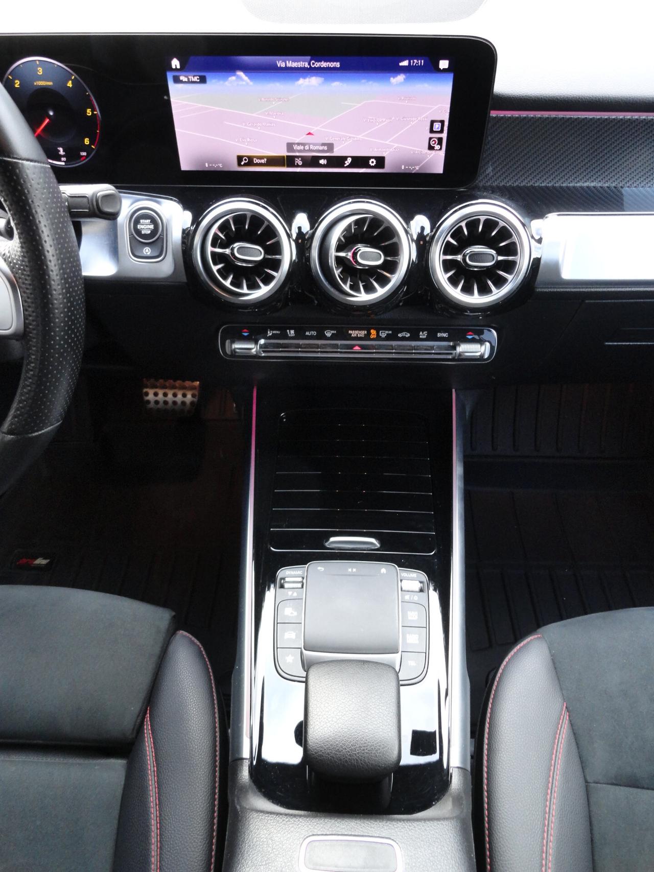 Mercedes-benz GLB 200 d Automatic Premium AMG Style con Black Pack