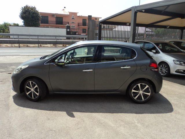 PEUGEOT 208 1° serie PureTech 82 5 porte Allure