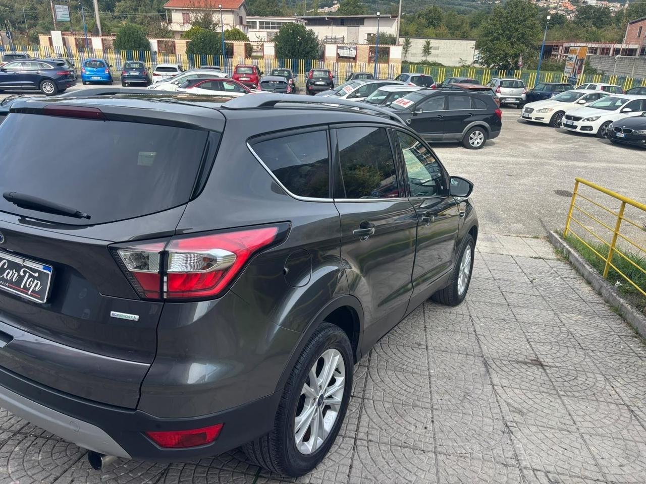 Ford Kuga Full 1.5 benzina 120 cv unico proprietario pari al nuovo