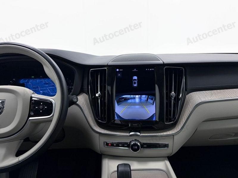 Volvo XC60 T6 PLUG IN ULTIMATE DARK AWD AUT