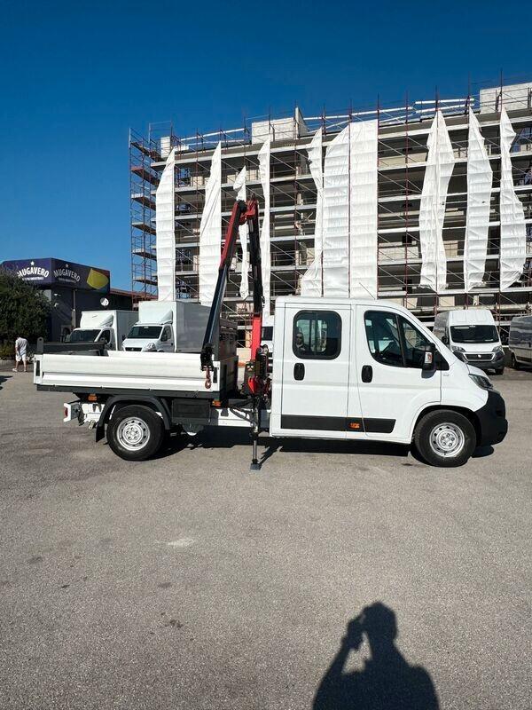 FIAT DUCATO MAXI 2.3 CASSONE 7 POSTI CON GRU