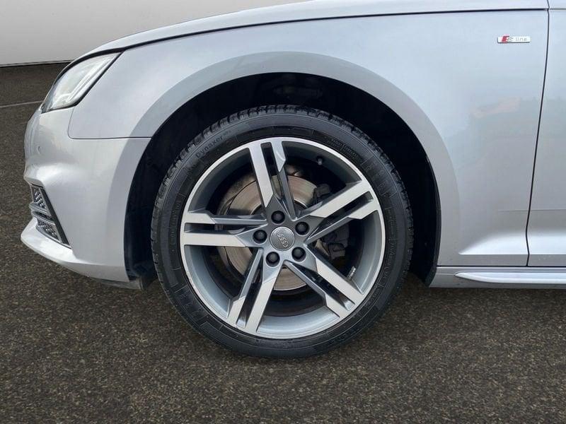 Audi A4 2.0 TDI S tr. 110kW Bus. Sp. Avant