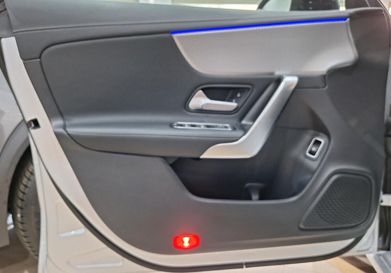 Mercedes CLA 200d 150 CV SPORT 7 ANNI GARANZIA