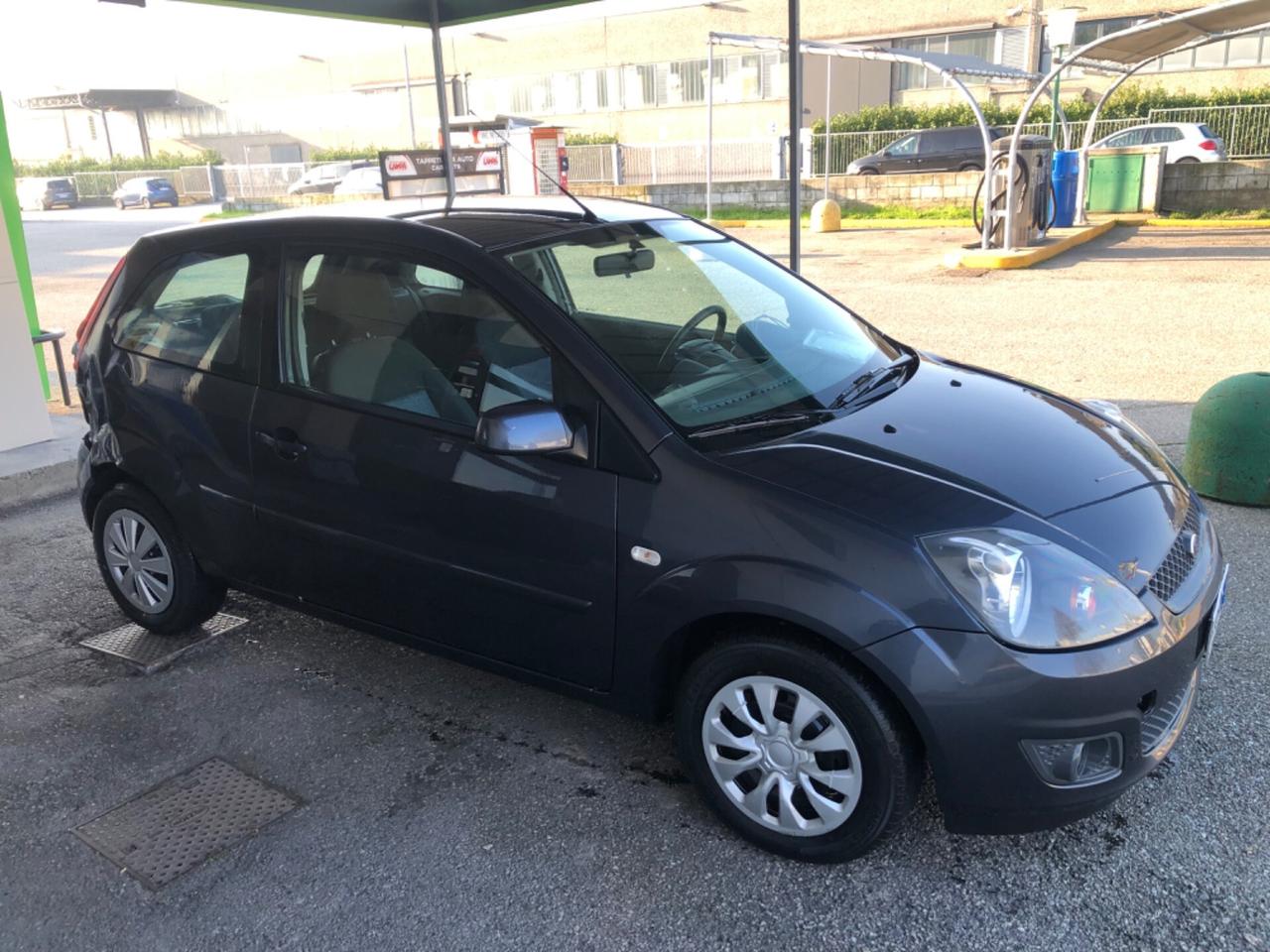 Ford Fiesta Benzina 2008 OK NEOPATENTATI