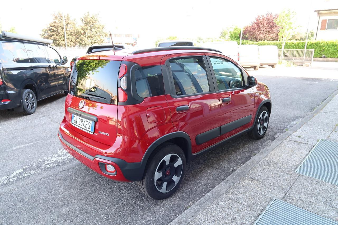 Fiat Panda 1.0 FireFlyHybrid Cross