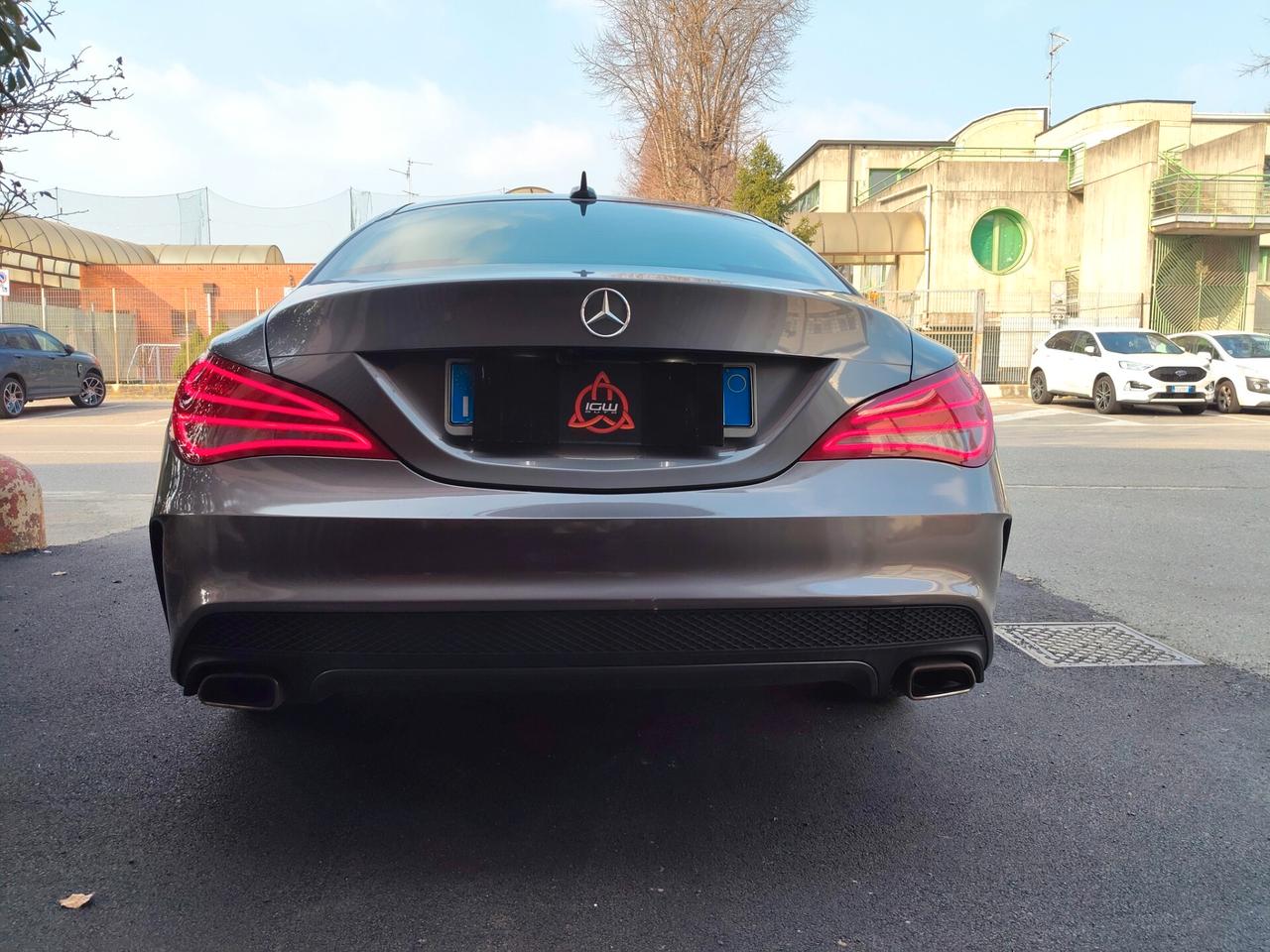 Mercedes-benz CLA 180 Premium