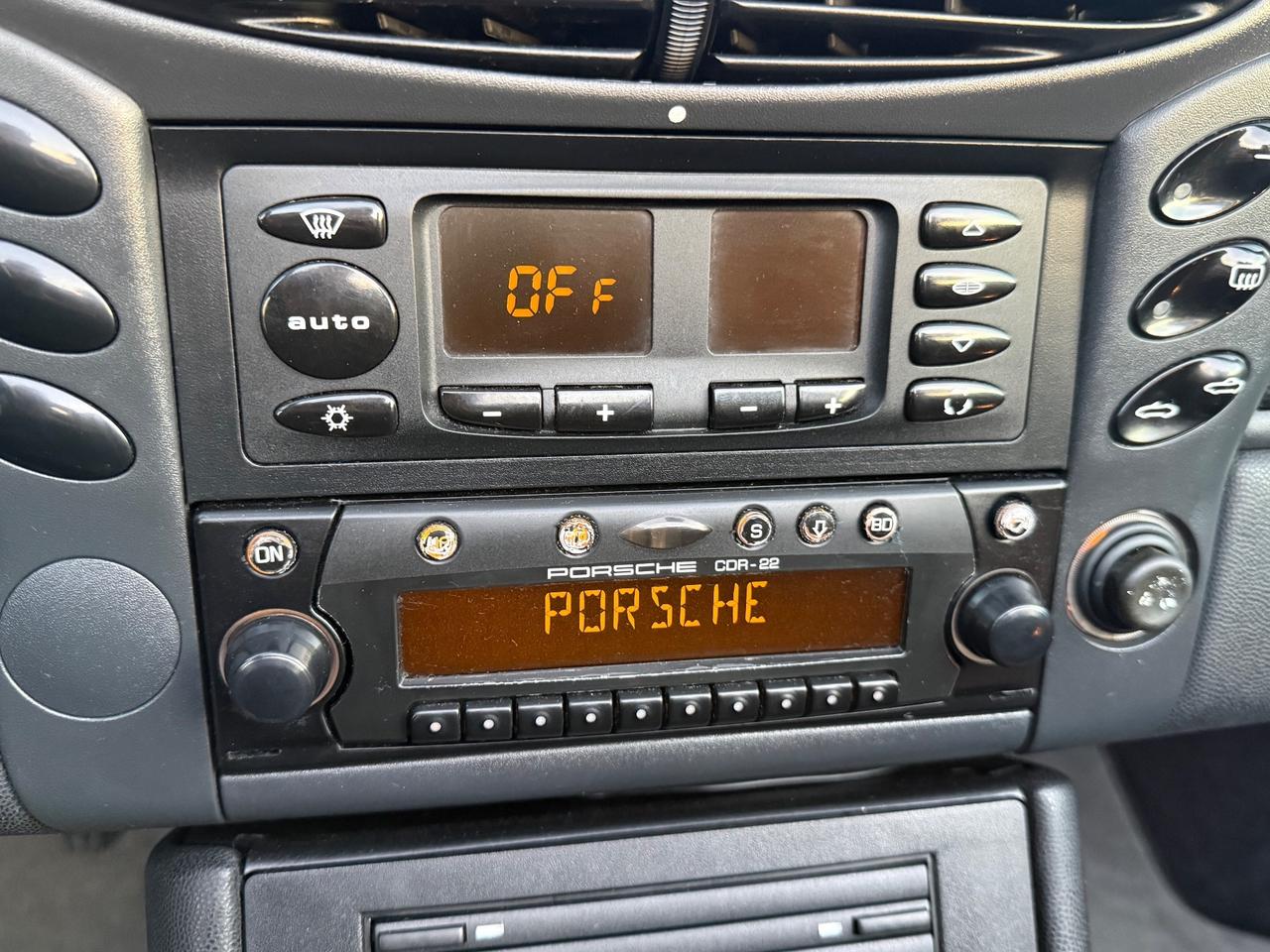 Porsche Boxster 2.5i 24V cat