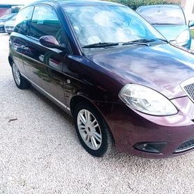 Lancia Ypsilon 1.3 MJT 90 CV Platino automatica
