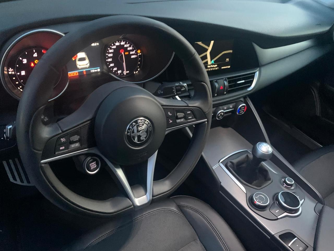 Alfa Romeo Giulia 2.2 Turbodiesel 180 CV Business Sport - 2018