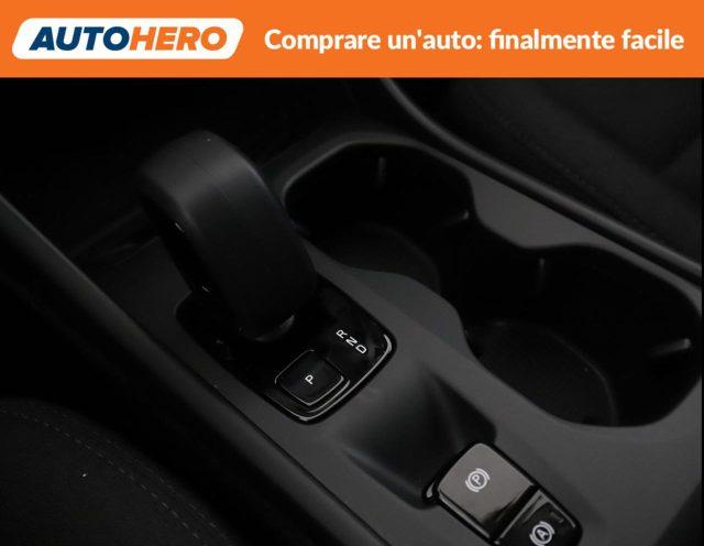 VOLVO XC40 B3 automatico Essential