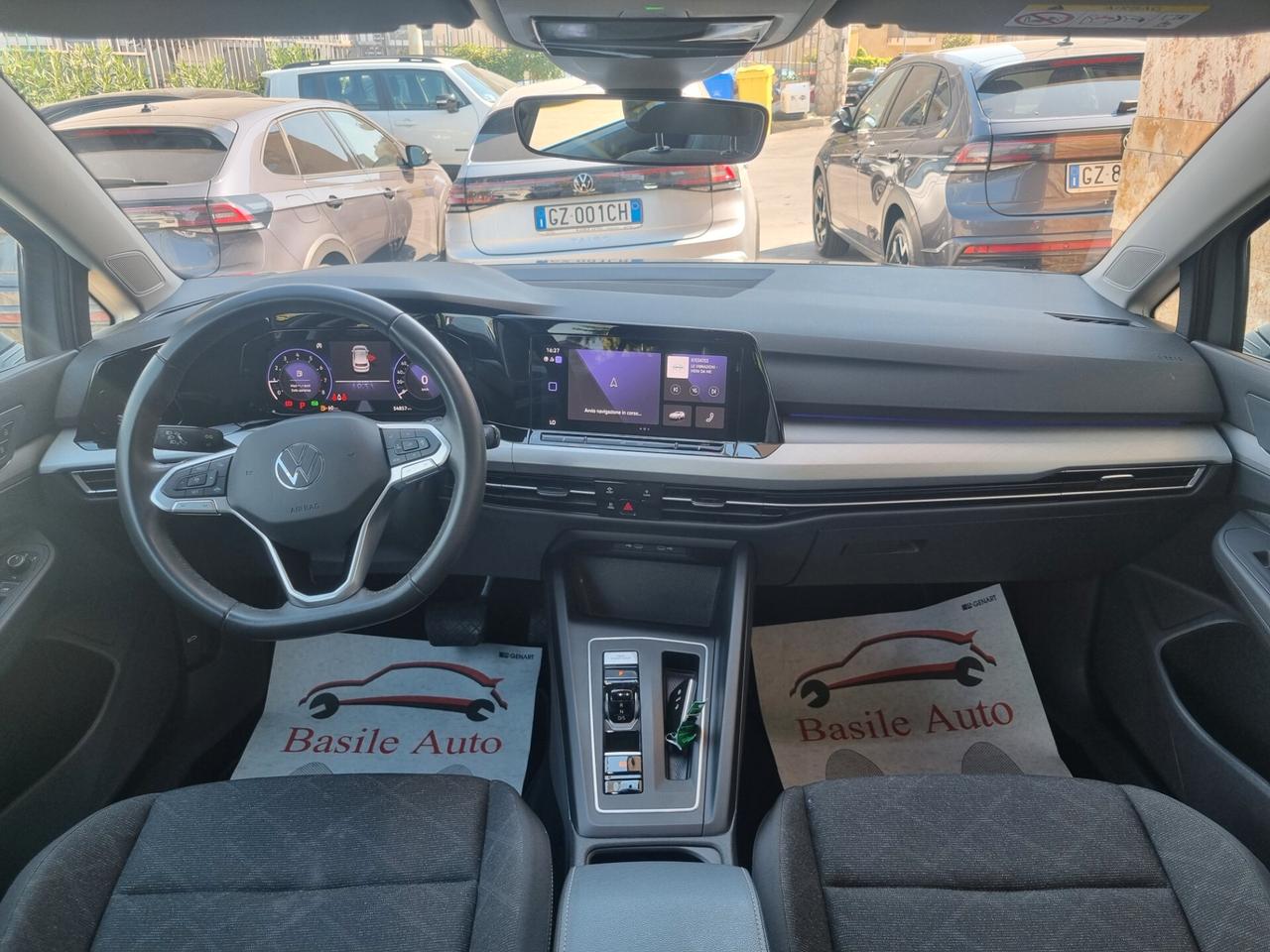 Golf VIII 2020 1.0 etsi evo Life 110cv dsg