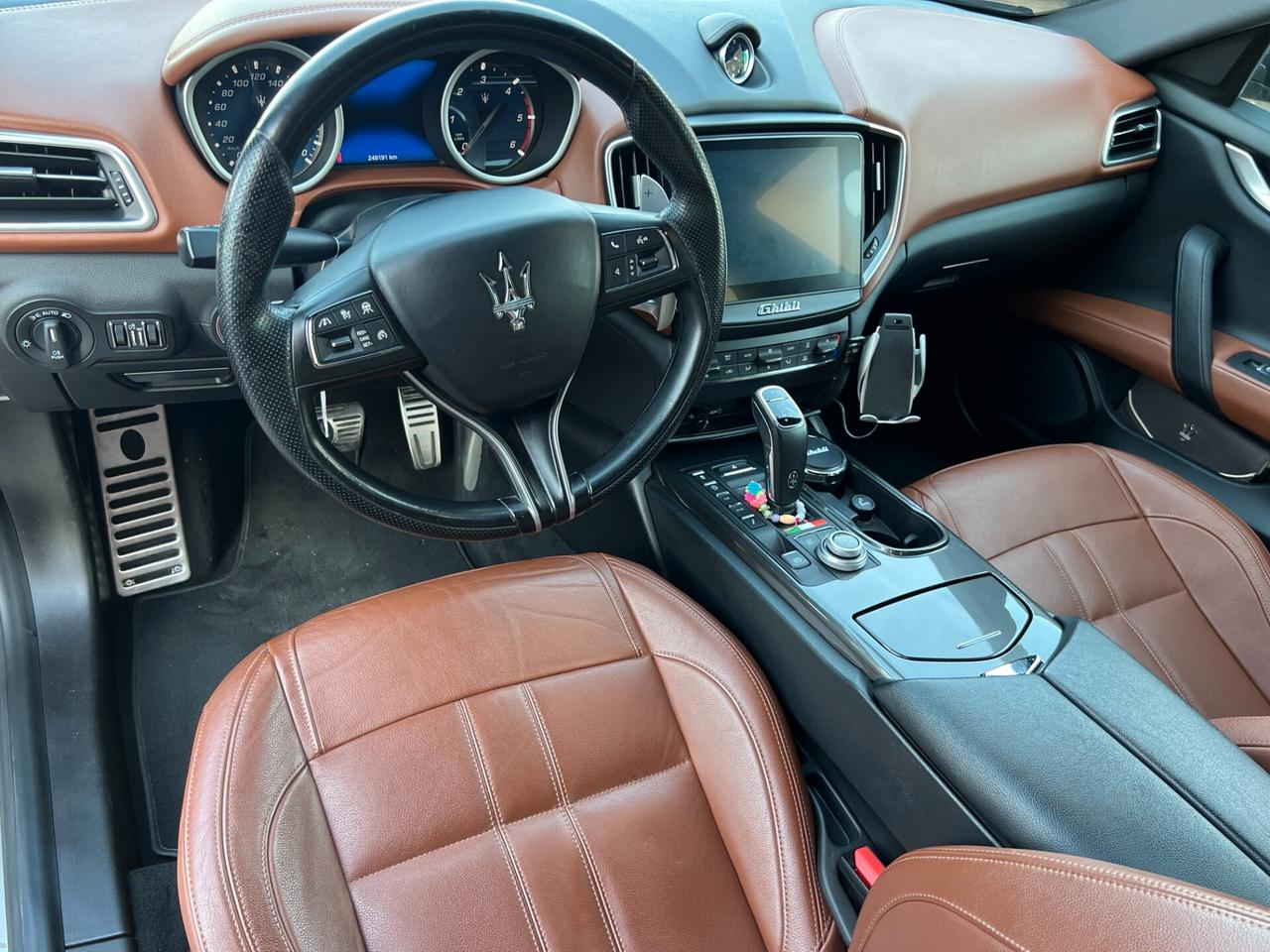 Maserati Ghibli V6 Diesel Gransport